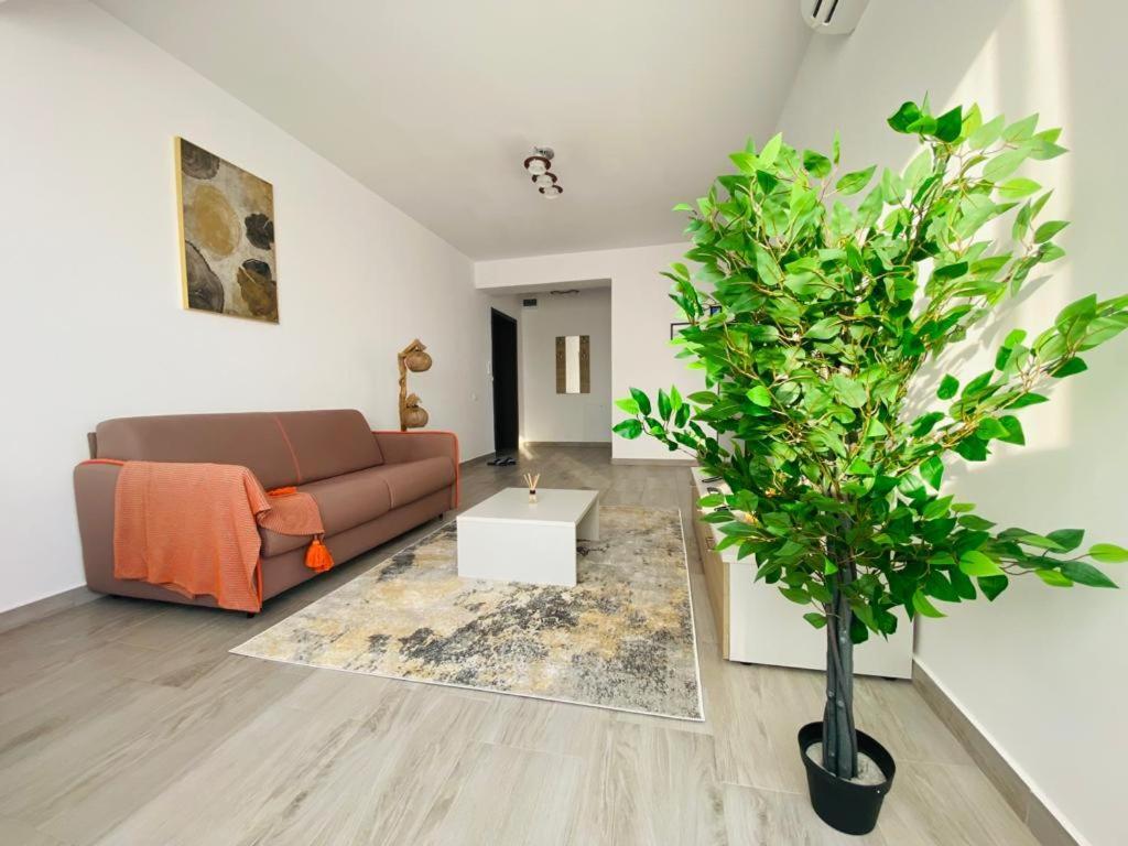 Soho Apartment - City View With Rooftop Garden Бухарест Екстер'єр фото