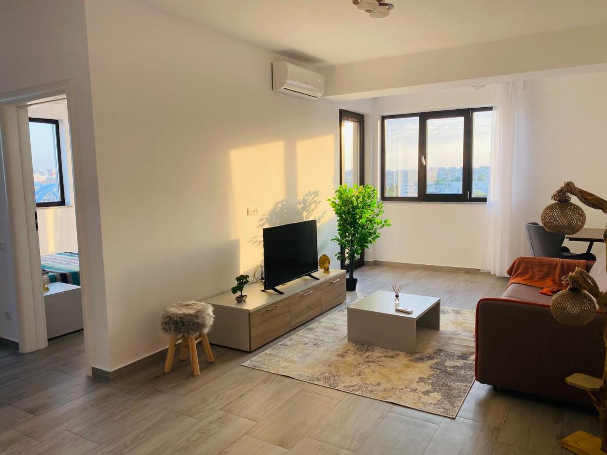 Soho Apartment - City View With Rooftop Garden Бухарест Екстер'єр фото
